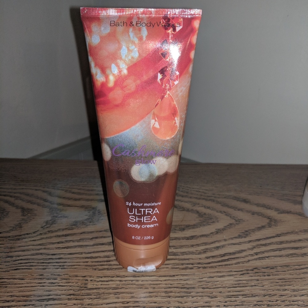 Cashmere Glow Body Cream